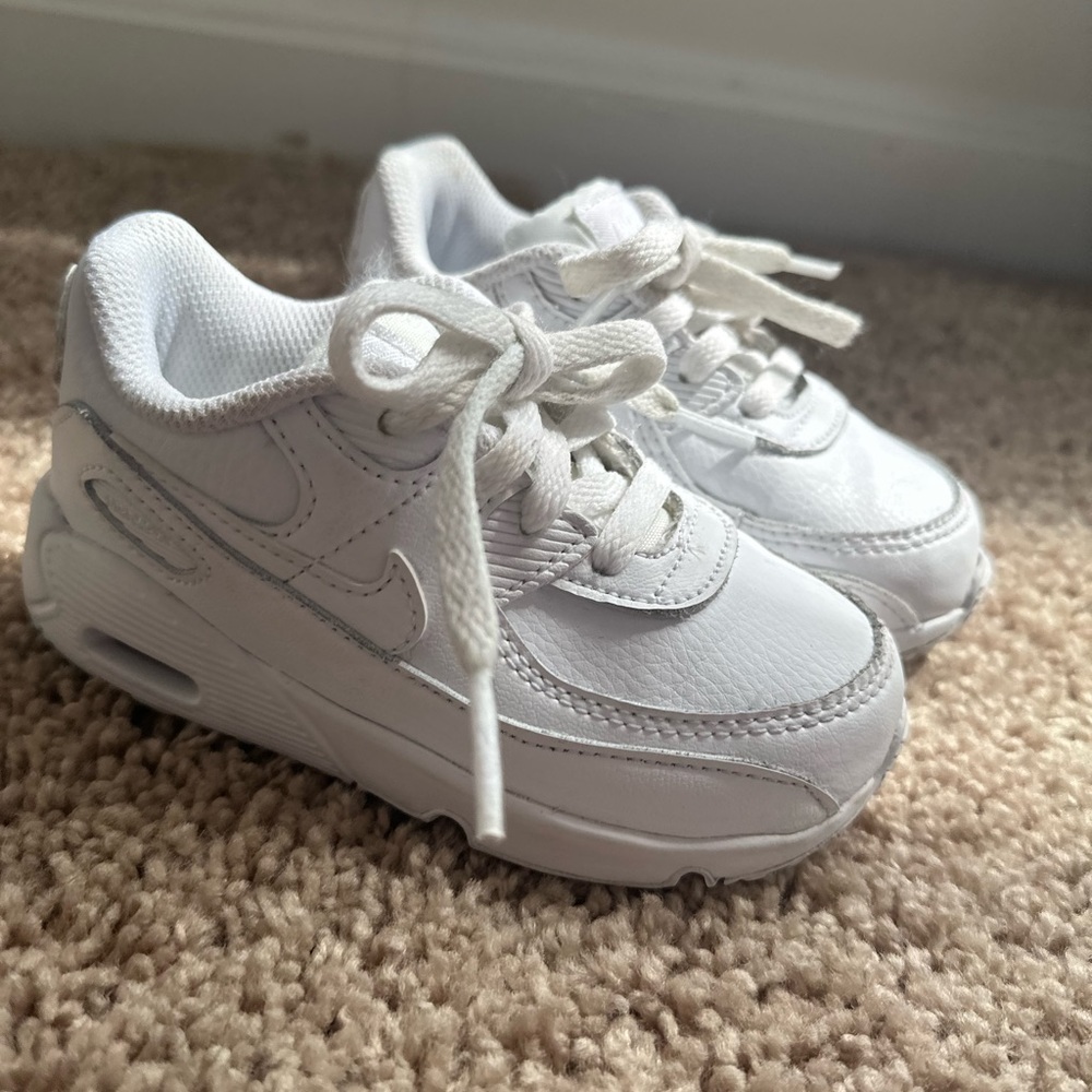 Nike Air max 90 infant/ toddler  size 8 Unisex-Child